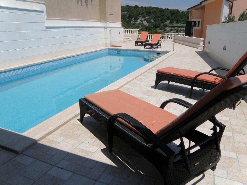 Villa Marica Примоштен Екстер'єр фото